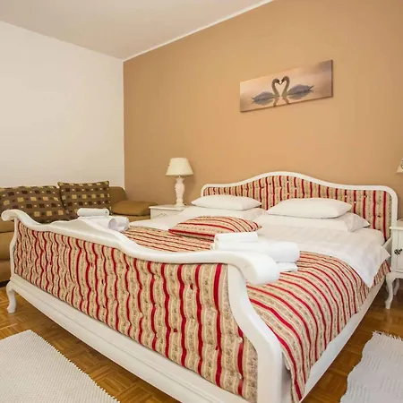 Apartamento In - Istrien 52017